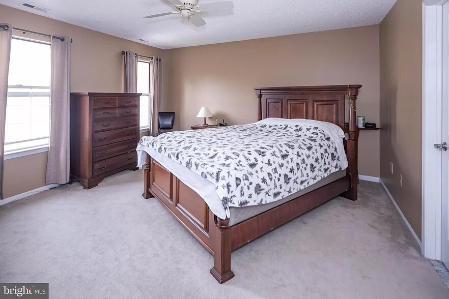 Building Photo - 314 American Eagle Ct