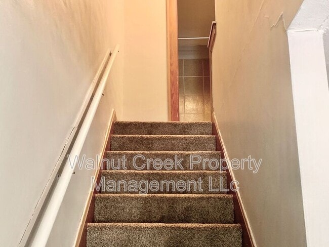 Building Photo - 1911 E 34th St