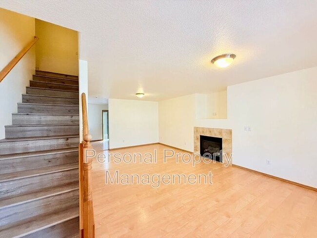 Building Photo - 5621 NE 64th Street