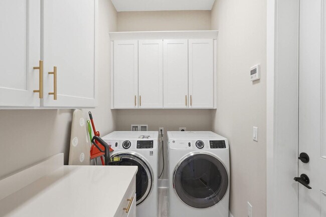 Building Photo - 38 W Willow Mist Rd