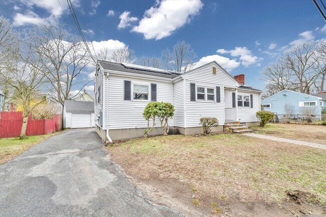 Building Photo - 15 Union Ave