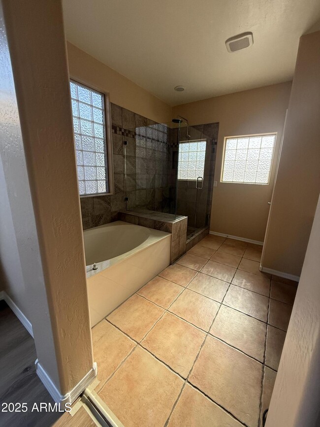 Building Photo - 26841 N 66th Dr
