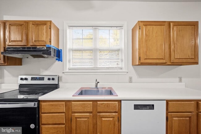 Building Photo - 4040 Concord Rd