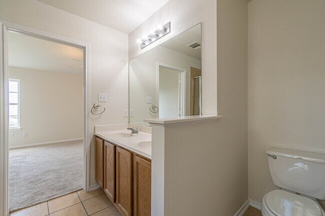 Building Photo - 13803 Laramie Hill