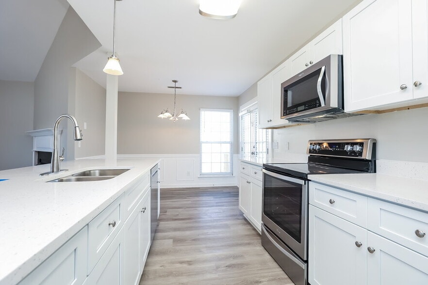 Building Photo - 4019 Wisdom Way