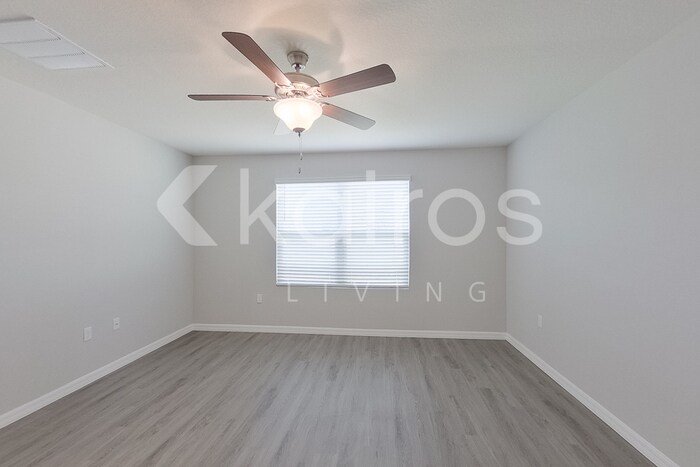 Building Photo - 8620 SW 43rd Ter