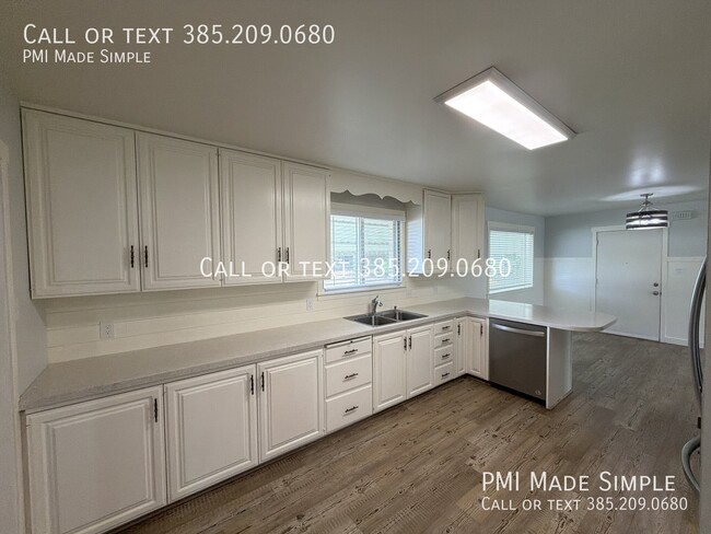 Building Photo - 1089 E 640 S