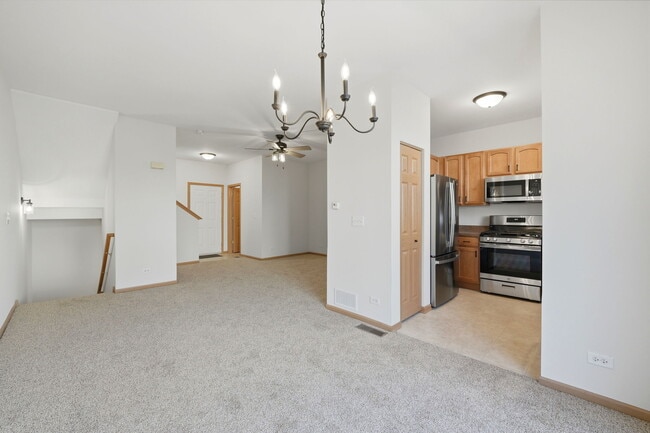 Building Photo - 1472 Cambria Dr