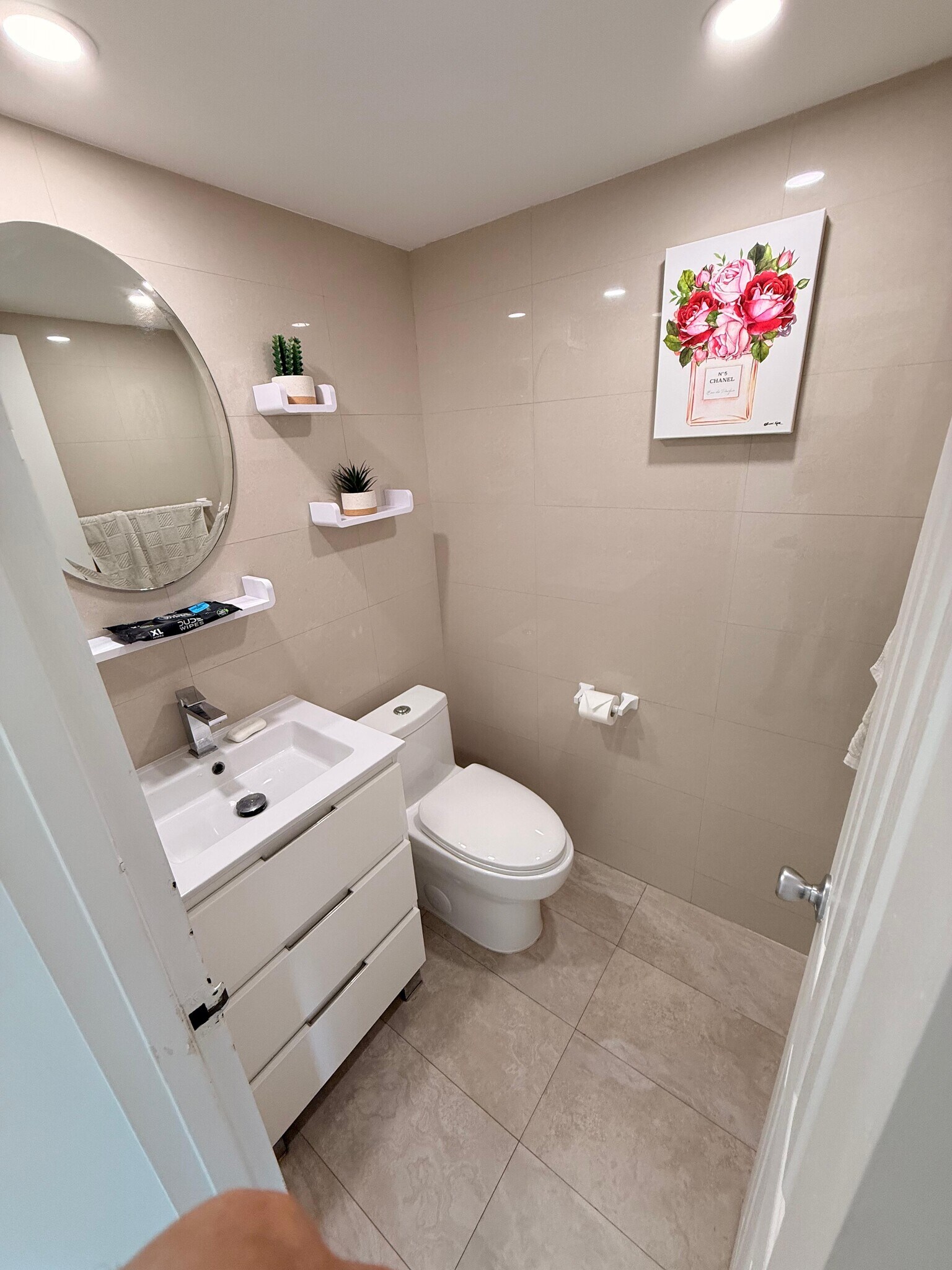 Building Photo - 6969 Collins Ave