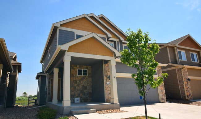Building Photo - Great House in Rigden Farms