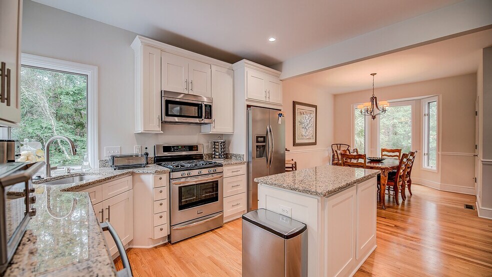 Building Photo - 1332 Wallace Pate Dr