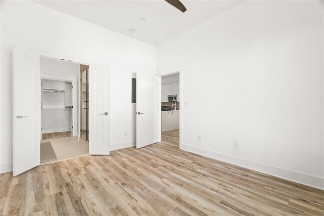 Building Photo - 1155 Custer Ave SE