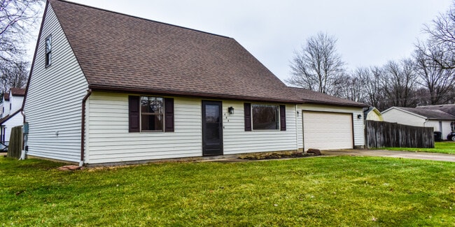 Primary Photo - 484 Carol Lane, Elyria OH