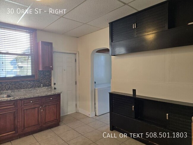 Building Photo - 30 Orne St