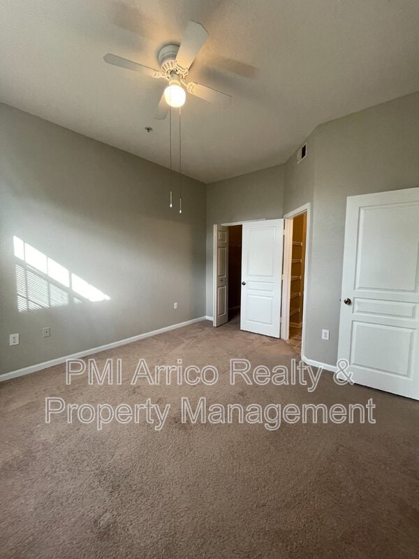 Building Photo - 17112 Carrington Park Dr