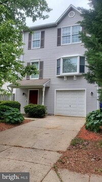 Building Photo - 6539 Huntshire Dr