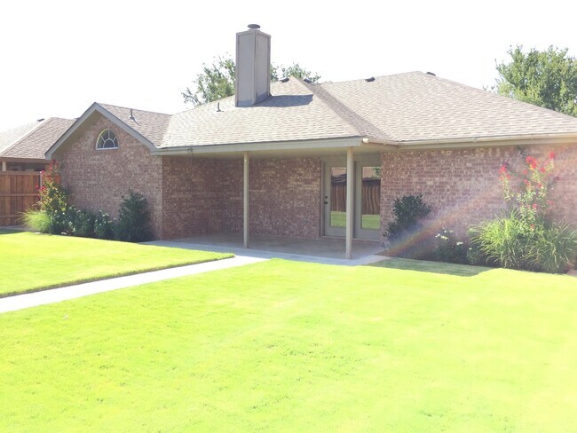 Building Photo - 3 Bed/ 2 Bath in Frenship LISD !