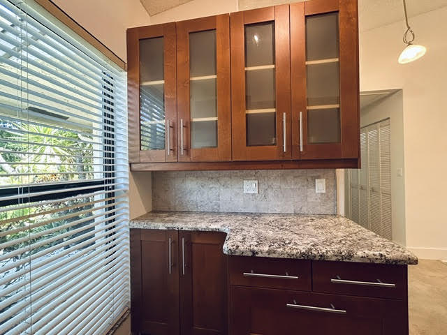 Building Photo - 3054 S Oakland Forest Dr