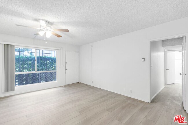 Building Photo - 2332 S Beverly Glen Blvd
