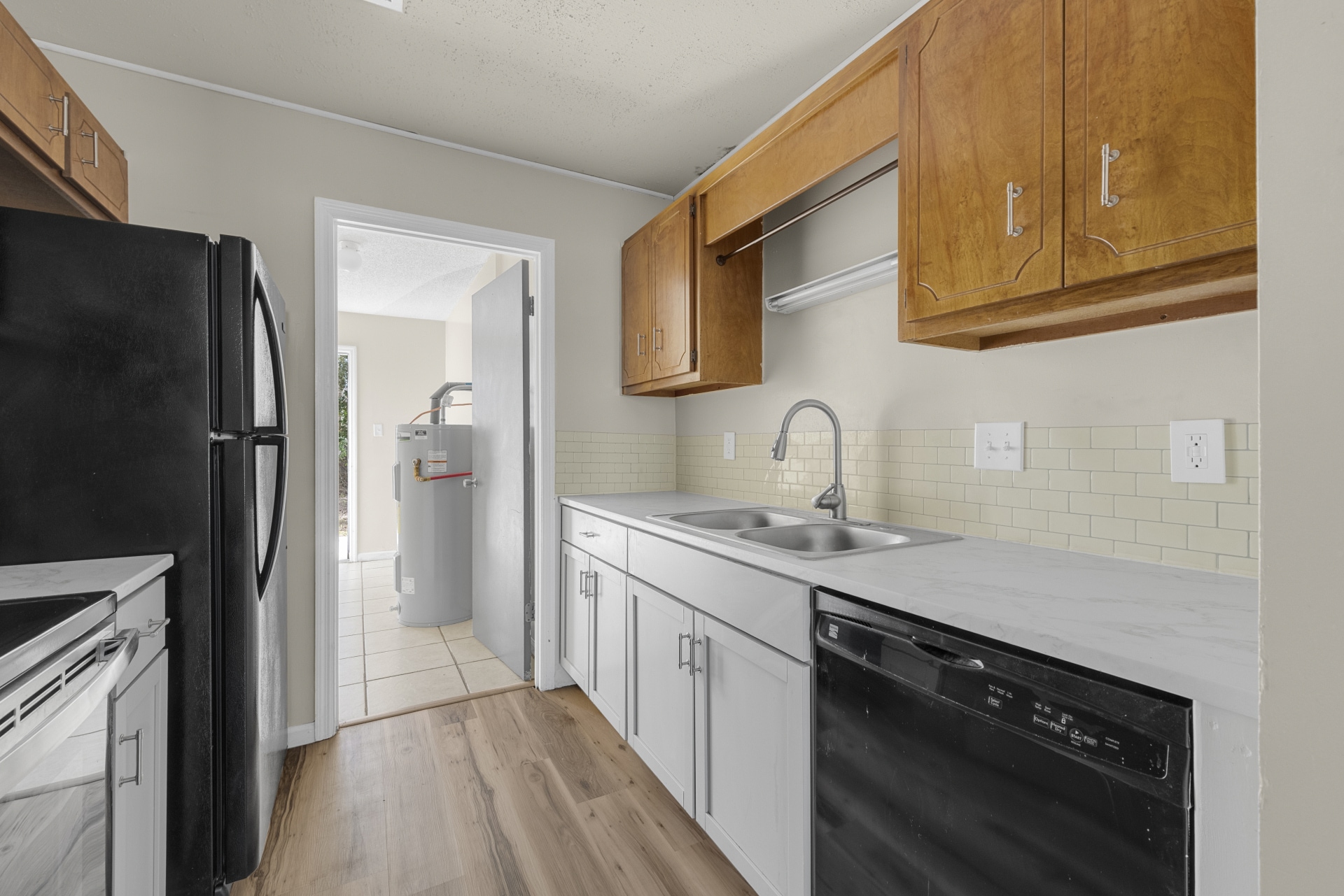 Kitchen - 377 W Wilbur St