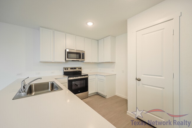 Building Photo - 8523 Logan Sapphire