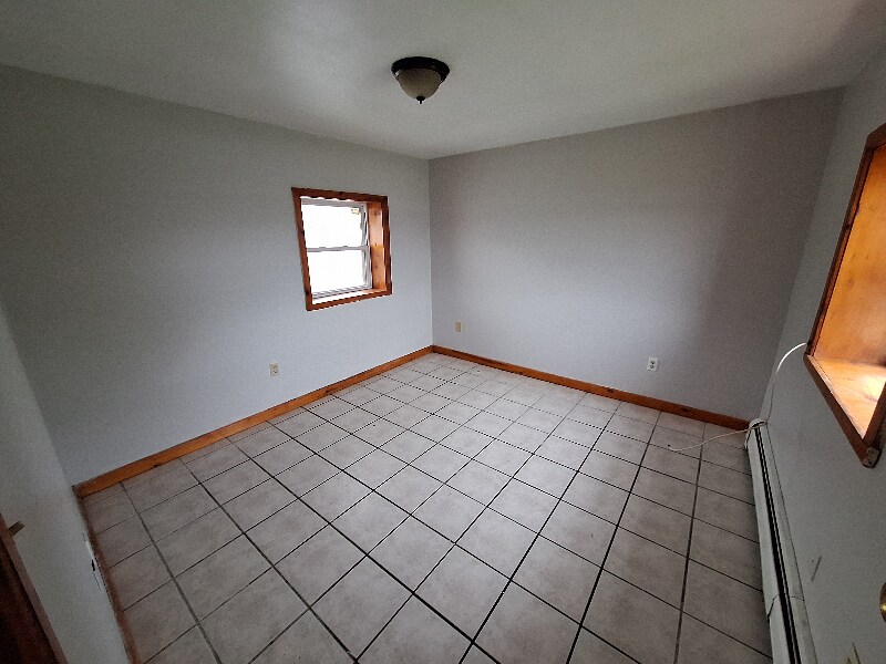 Building Photo - 2071 Ulster Ave