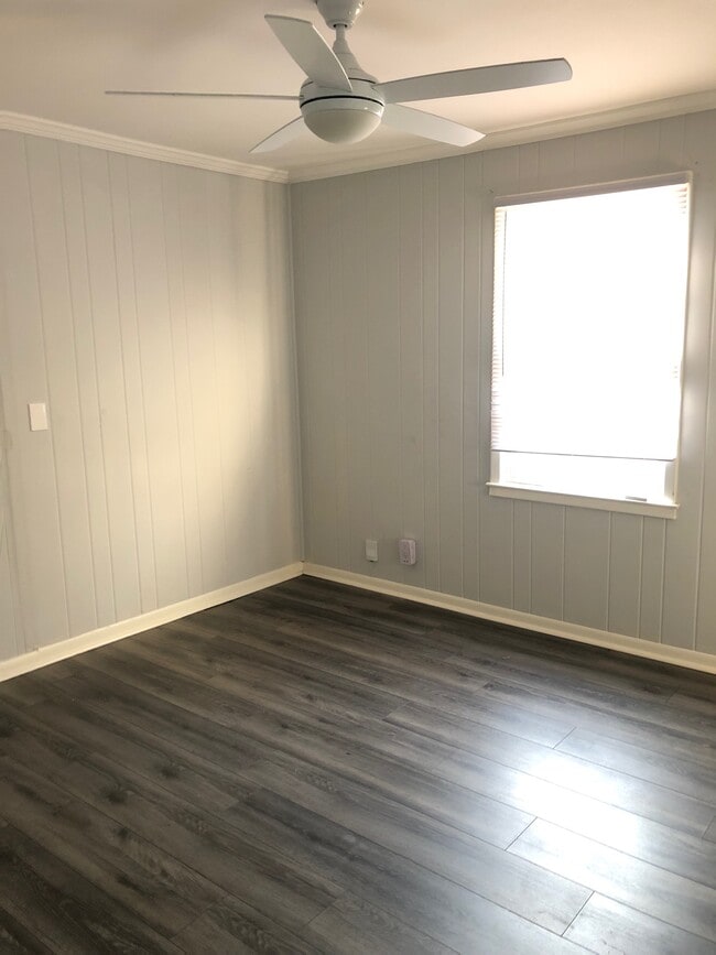 Building Photo - 1804 Screven Pl