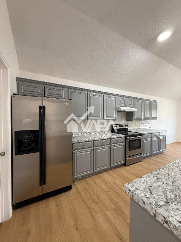 Building Photo - 6019 Mountain Meadow