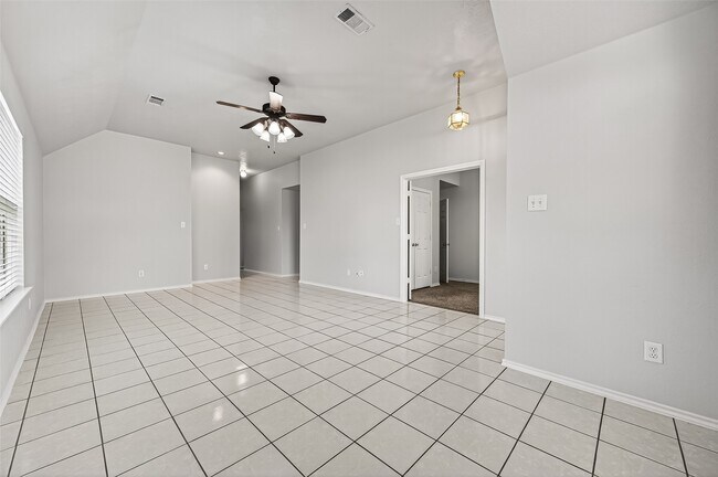 Building Photo - 3314 Zubin Ln