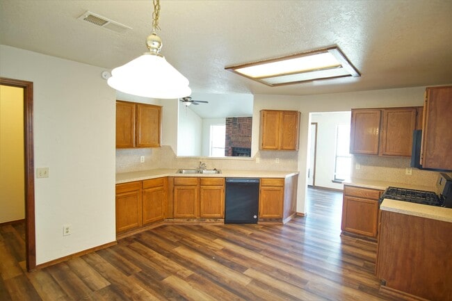 Building Photo - 11709 Tyson Ct