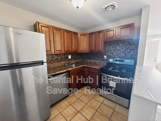 Building Photo - 12508 Knights Rd