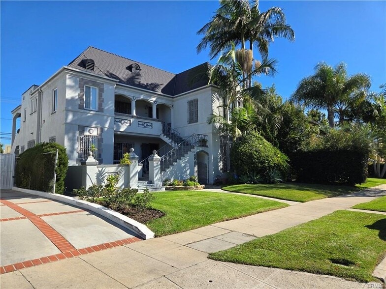 Building Photo - 238 S Detroit St