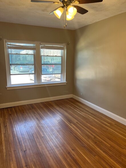 Building Photo - 1630 H St