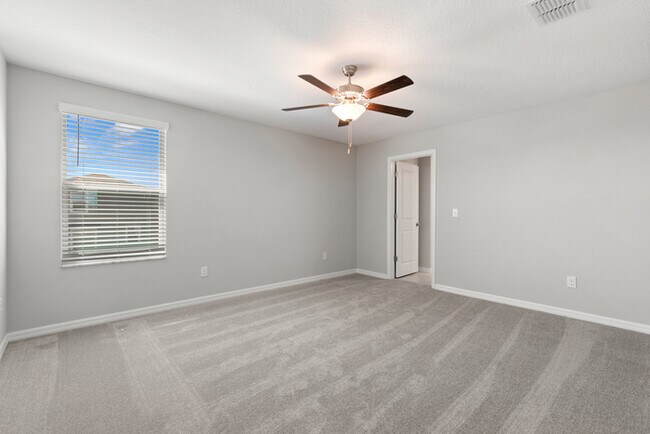 Building Photo - LIKE NEW Home For Rent in Belmont!