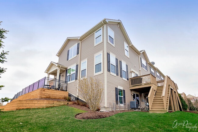 Building Photo - 9870 Williams Dr