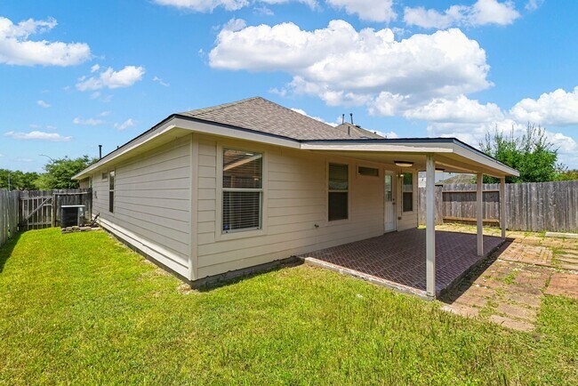 Building Photo - 9006 Wildbird Ln