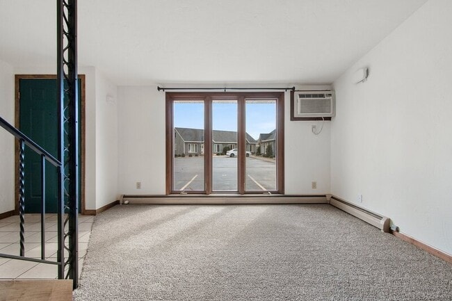 Building Photo - 2344 Canter Ln