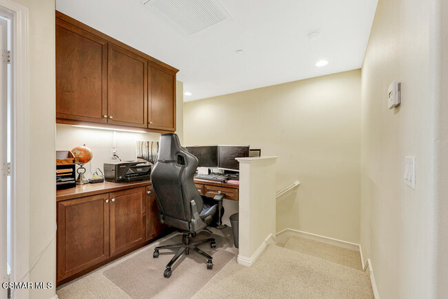 Building Photo - 1510 Silver Shadow Dr