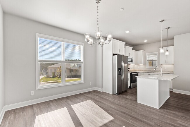 Building Photo - 232 Franklin St