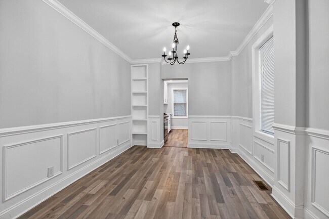 Building Photo - 39 Carroll St