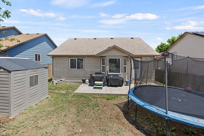 Building Photo - 7356 Coral Ridge Dr