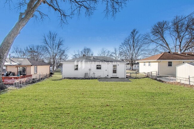 Building Photo - WESTGATE UPDATED RANCH