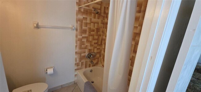 Building Photo - 22523 Westchester Blvd