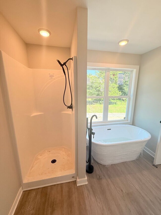 Building Photo - Brand-New Construction | 4 Bed / 3 Bath