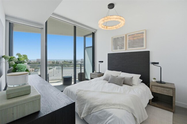 Building Photo - 500 Alton Rd