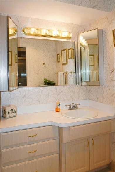 Building Photo - 4367 Tahitian Gardens Cir