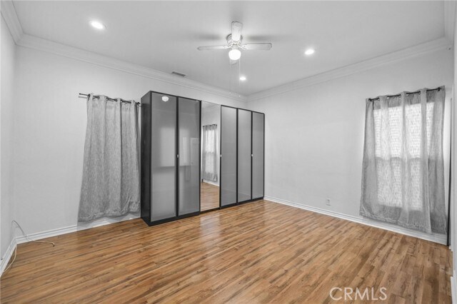 Building Photo - 10250 Western Ave