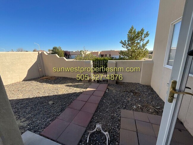 Building Photo - 3 Bedroom, 2 Bath, 2 Car Garage House with...