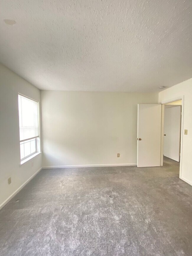 Building Photo - Columbus Station Condo