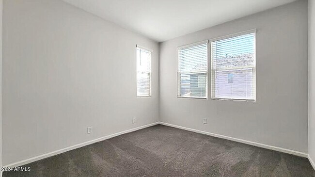 Building Photo - 15733 W Polk St